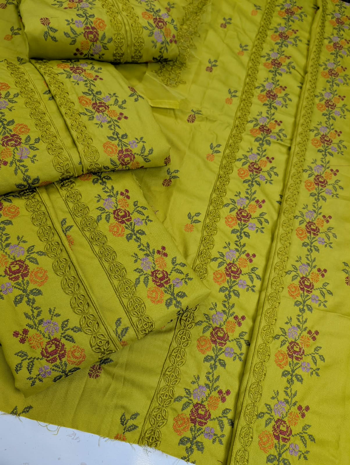Winter 3 pcs artical 2027 Dhanak Full emb Front Back and sleeves Emb Trouser Plain Dhanak Emb Duppta same Dhanak Havey emb