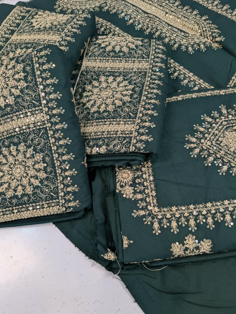 Peach Wool Collection ✅Winter Collection 2026 ✅Brand: Breeze  ✅Fabric: Peach Wool 2pc ✅Status: *Heavy Emb* ❤️ Front shirt Full Heavy Emb  ✅*Sleeves* Light Weight Emb ✅*Back*Light Weight EMB ✅*Trouser* Plain 🌹(Wholesale Price)  ❤️ *Rs2250*