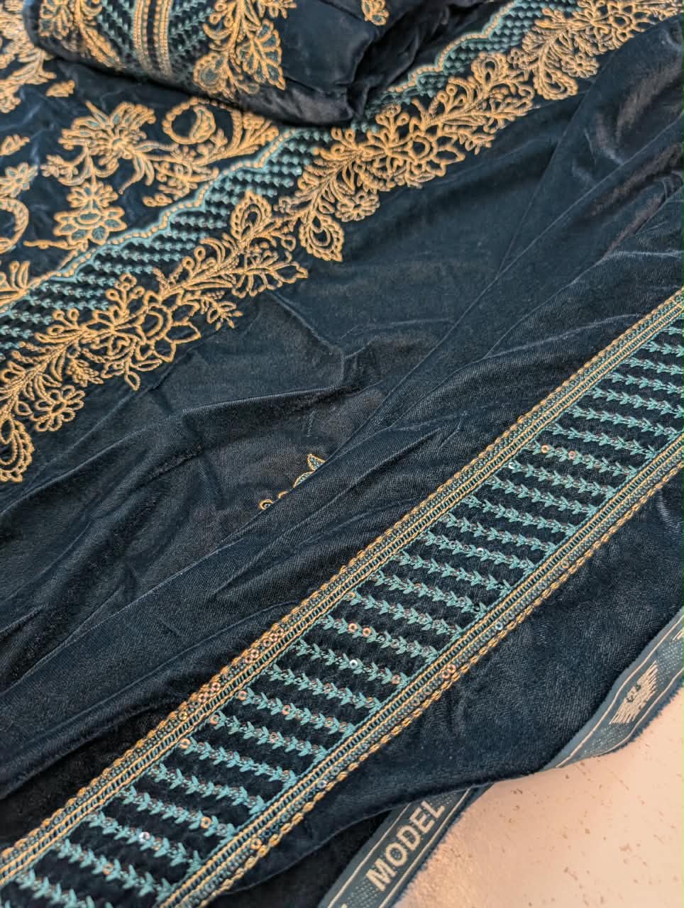 Velvet Collection✅Winter Collection 2026✅Brand: Maraia B✅Fabric: 9000 Micro Falcon ✅Status: *Heavy Emb*❤️Front shirt Full Heavy Emb✅Sleeves Light Weight Emb ✅Back Light Weight EMB Duppata:Velvet EMB Shawal ✅*Trouser* Plain (Wholesale Price)  ❤️ *Rs5550*